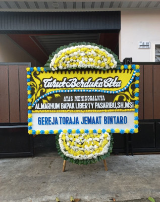 Papan Bunga Duka di Walelagama